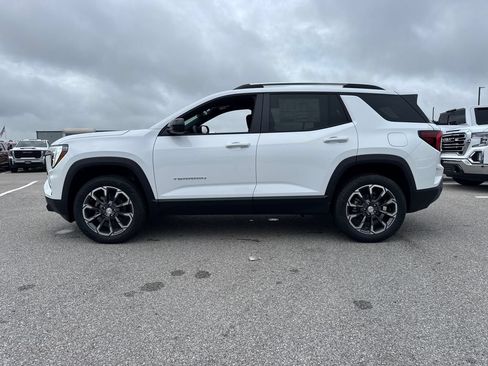 New 2027 GMC Terrain Elevation w/ Elevation Premium Package FWD image 3