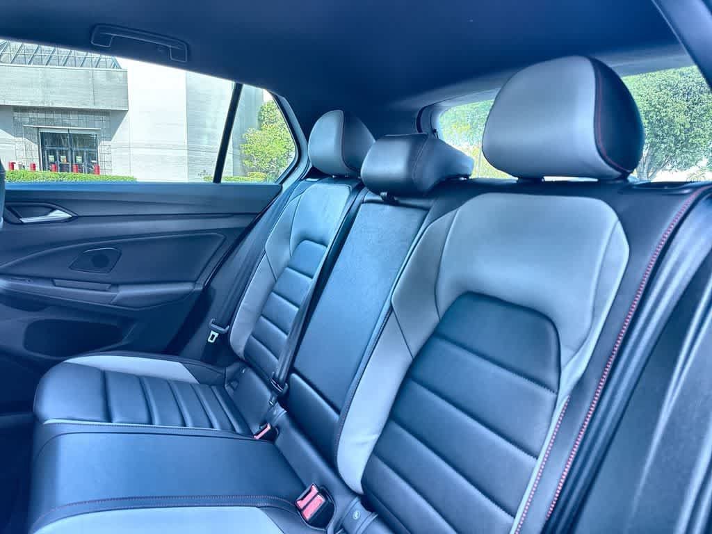 New 2026 Volkswagen GTI SE FWD image 22