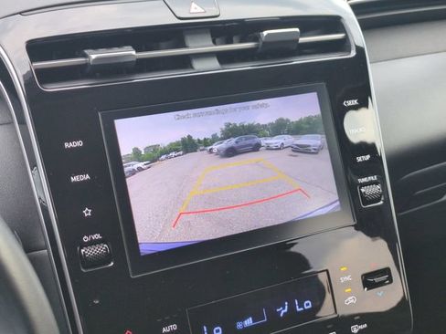 Certified 2023 Hyundai Tucson SEL w/ Convenience Package FWD image 10