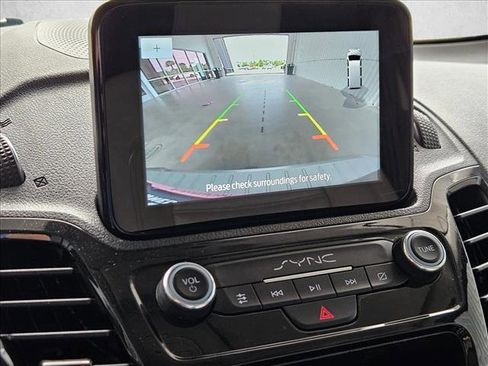 Used 2022 Ford Transit Connect Titanium w/ Trailer Tow Package image 9