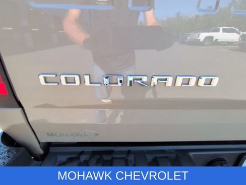 Used 2022 Chevrolet Colorado ZR2 AWD/4WD image 30