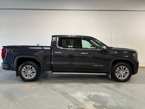 Used 2023 GMC Sierra 1500 Denali image 7
