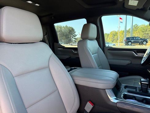 Used 2024 GMC Sierra 1500 SLT w/ SLT Premium Plus Package image 12