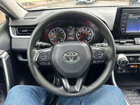 Used 2019 Toyota RAV4 XLE image 35