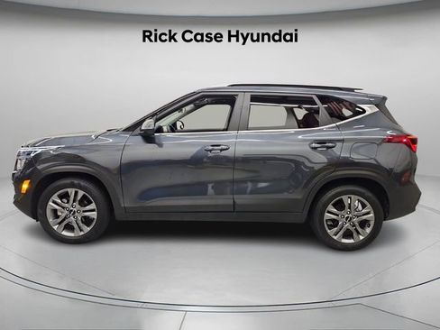 Used 2023 Kia Seltos S image 3