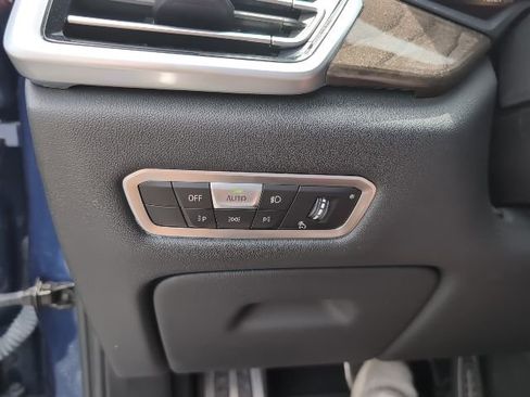 Used 2023 BMW X5 sDrive40i w/ M Sport Package RWD image 20