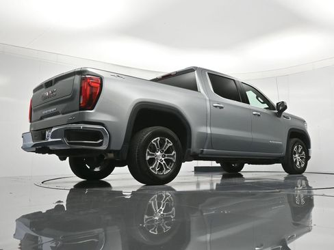 Used 2025 GMC Sierra 1500 SLT AWD/4WD image 41