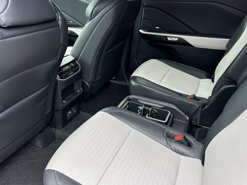 New 2026 Lexus TX 500h AWD image 20