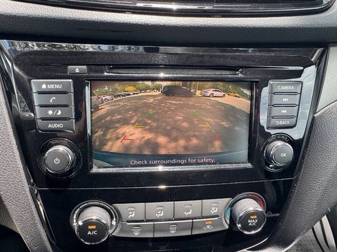 Used 2019 Nissan Rogue Sport S FWD image 23