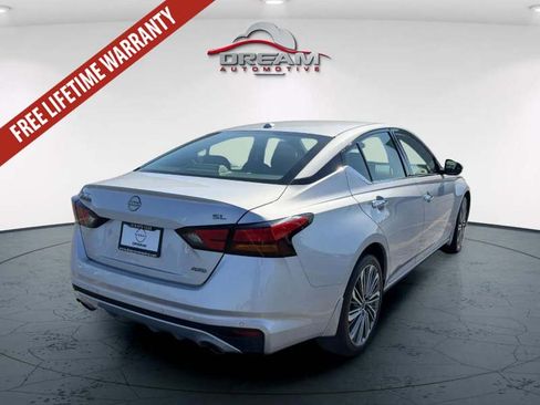 Used 2024 Nissan Altima 2.5 SL AWD/4WD image 13