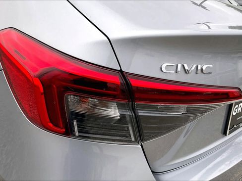 Used 2022 Honda Civic Sport image 26