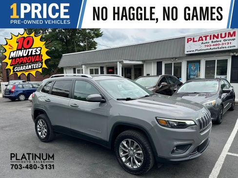 Used 2020 Jeep Cherokee Latitude Plus FWD image 1