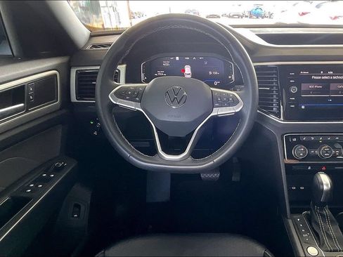 Used 2021 Volkswagen Atlas Cross Sport SEL w/ Cross Sport MDO Package AWD/4WD image 7