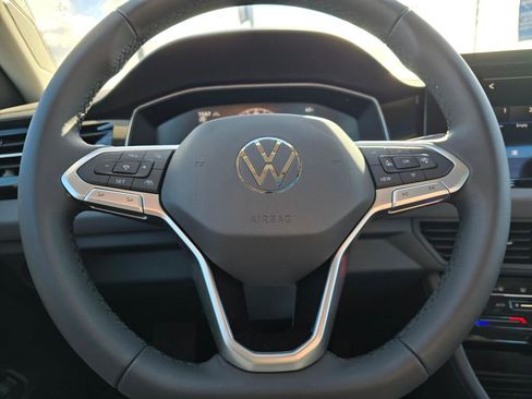 New 2026 Volkswagen Jetta SE FWD image 22