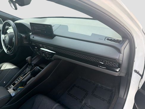 Certified 2024 Honda Accord Sport image 31