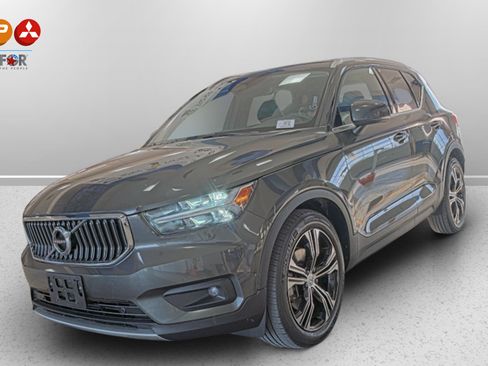 Used 2019 Volvo XC40 T5 Inscription image 1