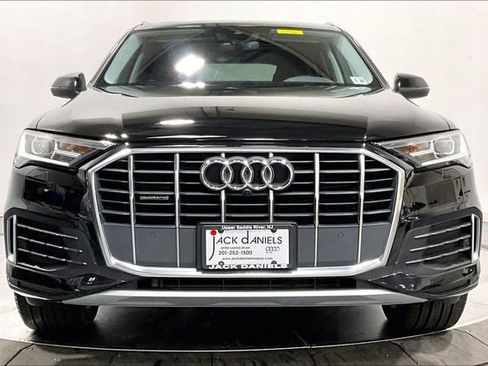 Used 2023 Audi Q7 2.0T Premium w/ Towing Package AWD/4WD image 2