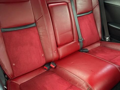 Used 2014 Dodge Challenger SRT8 w/ Harman/Kardon Audio Group RWD image 19