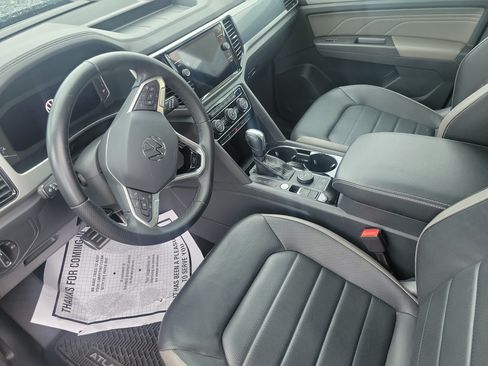 Used 2023 Volkswagen Atlas SEL Premium AWD/4WD image 17