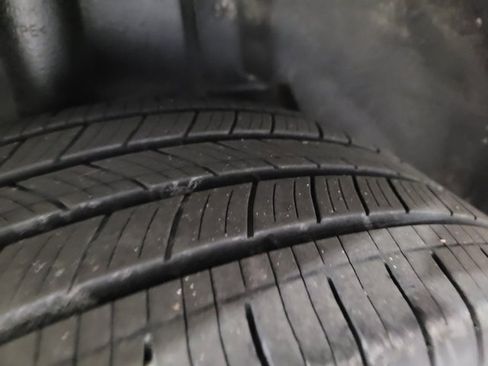 Used 2018 Ford Escape SE image 23