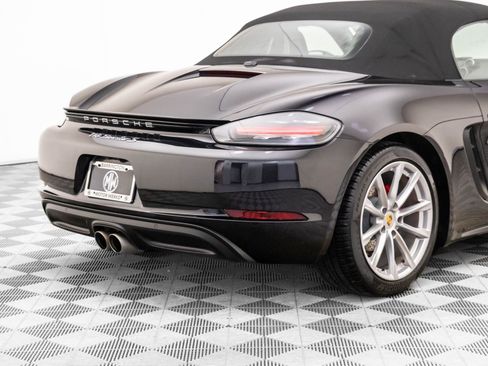 Used 2018 Porsche 718 Boxster S image 38