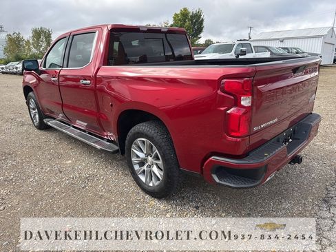 Used 2022 Chevrolet Silverado 1500 High Country w/ Z71 Off-Road Package image 3