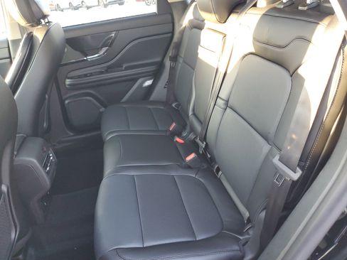 New 2026 Lincoln Corsair Reserve image 29