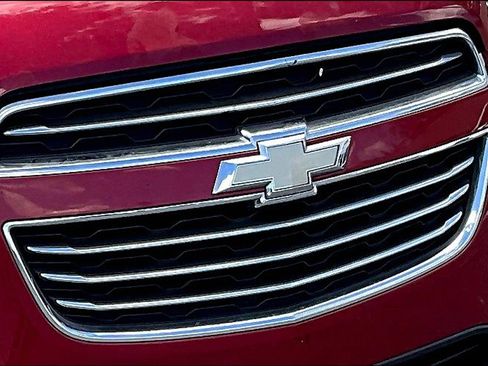 Used 2015 Chevrolet Trax LS w/ LPO, Cargo Package image 24