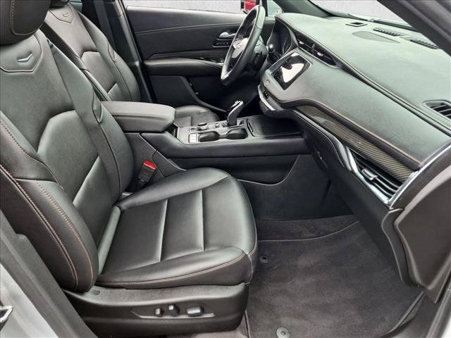 Used 2022 Cadillac XT4 Sport w/ Enhanced Visibility Package FWD image 28