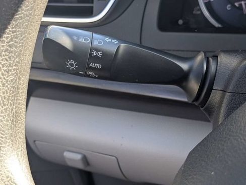 Used 2015 Toyota Camry LE FWD image 24