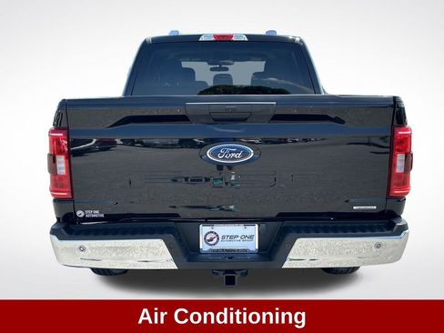Used 2023 Ford F150 XLT RWD image 6