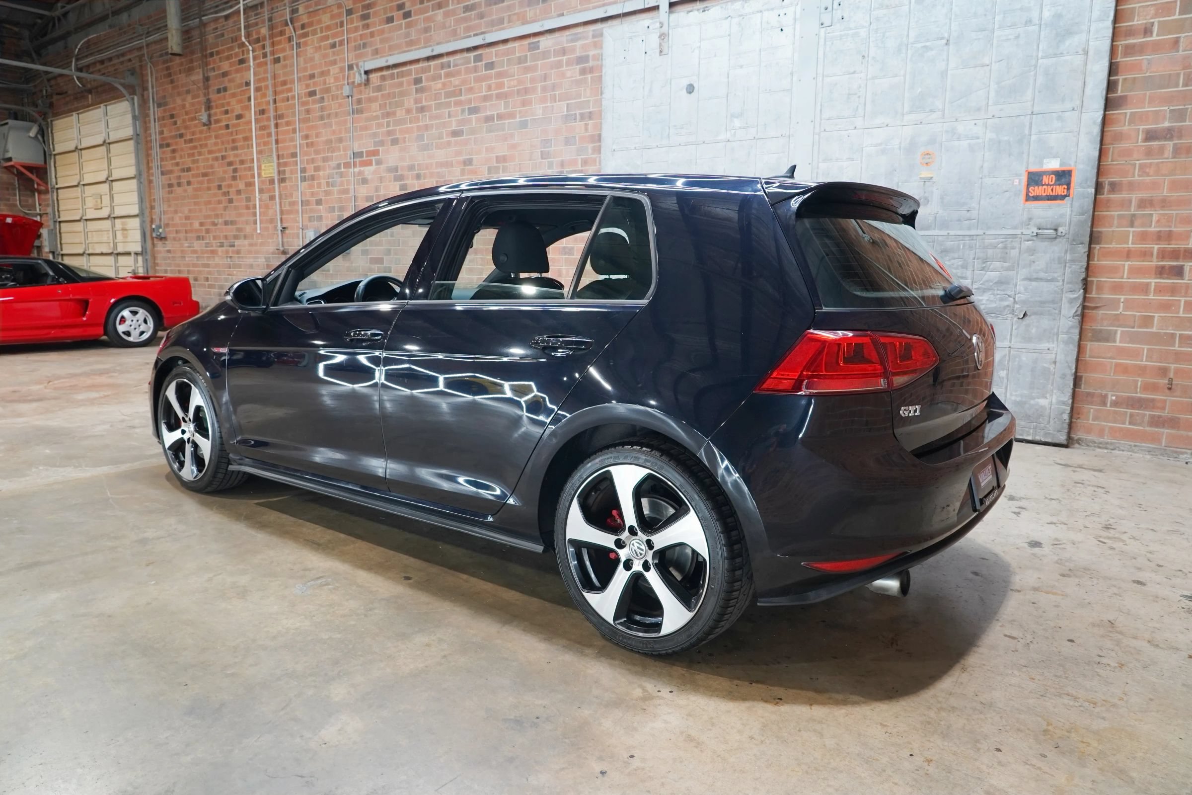 Used 2017 Volkswagen GTI S FWD image 8