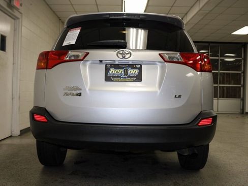 Used 2013 Toyota RAV4 LE image 4