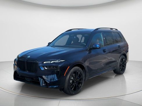 New 2026 BMW X7 xDrive40i w/ Executive Package image 1