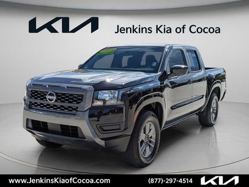 Used 2025 Nissan Frontier SV RWD image 10