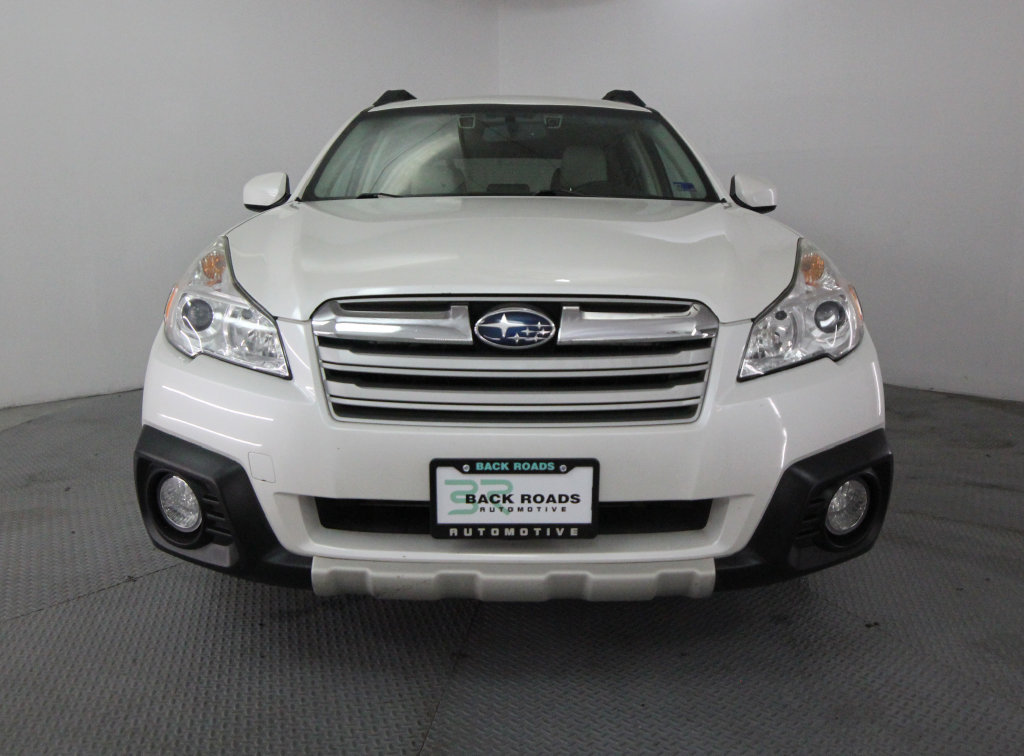 Used 2014 Subaru Outback 2.5i Limited AWD/4WD image 2