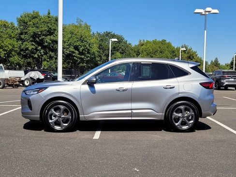 Used 2024 Ford Escape ST-Line Select AWD/4WD image 9