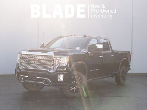 Used 2022 GMC Sierra 3500 Denali w/ Denali Black Diamond Edition image 1