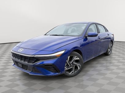 Used 2024 Hyundai Elantra SEL w/ Convenience Package
