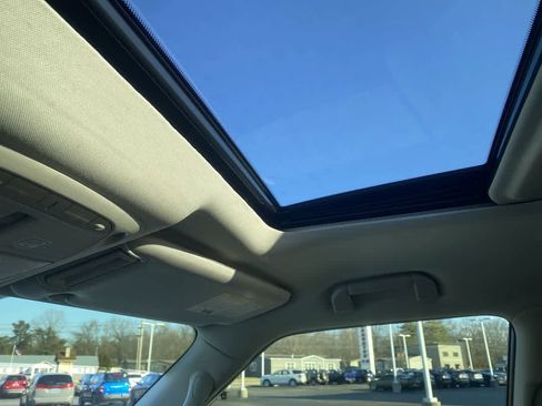 Used 2024 Nissan Armada Platinum w/ Captain's Chairs Package image 22