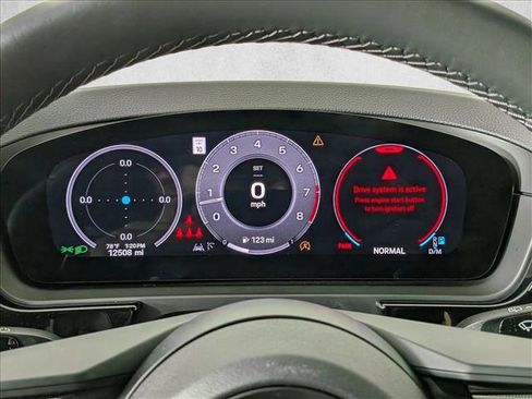 Certified 2024 Porsche Cayenne S AWD/4WD image 15