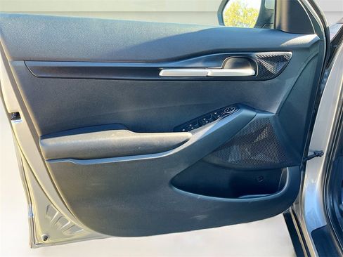 Used 2024 Kia Seltos LX image 17