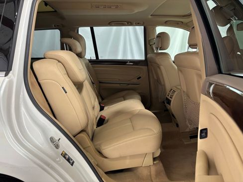Used 2012 Mercedes-Benz GL 320 BlueTEC 4MATIC image 14