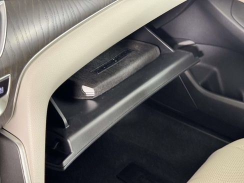 Used 2021 Honda Accord Touring image 31