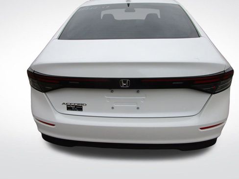 Used 2023 Honda Accord LX image 8