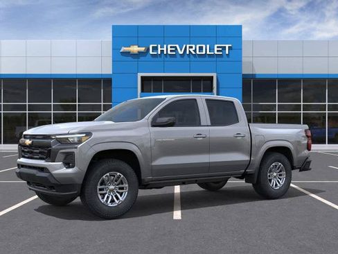 New 2026 Chevrolet Colorado LT w/ LT Convenience Package AWD/4WD image 2