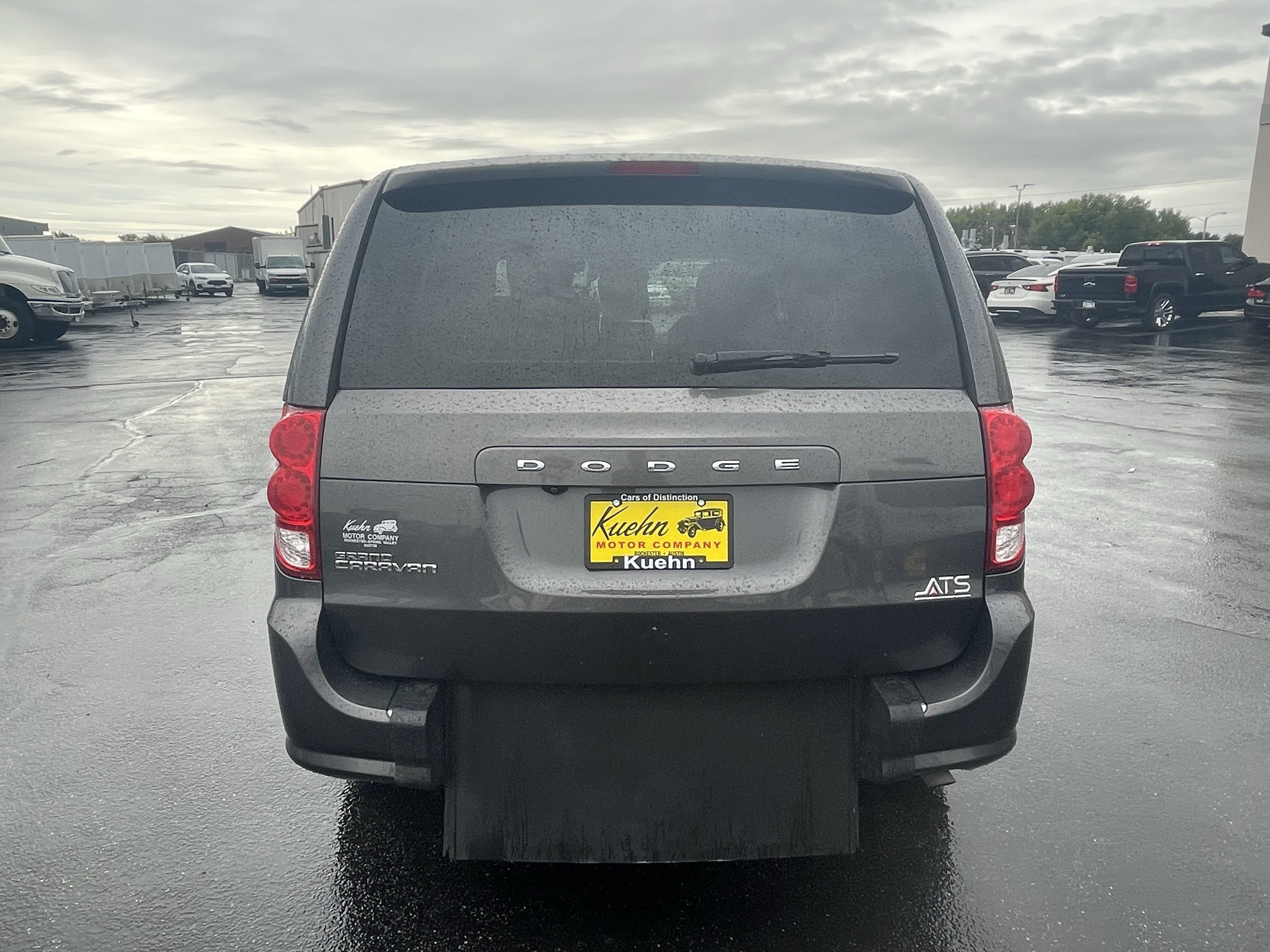 Used 2020 Dodge Grand Caravan SE FWD image 7