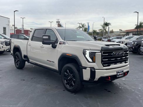 New 2026 GMC Sierra 2500 AT4 w/ AT4 Premium Plus Package image 3
