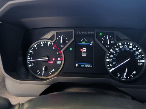 Used 2023 Toyota Tundra Limited w/ Power Package RWD image 21