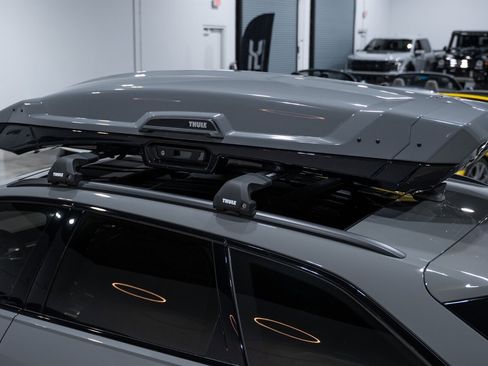 Used 2022 Audi RS 6 4.0T quattro Avant w/ Carbon Optic Package image 39